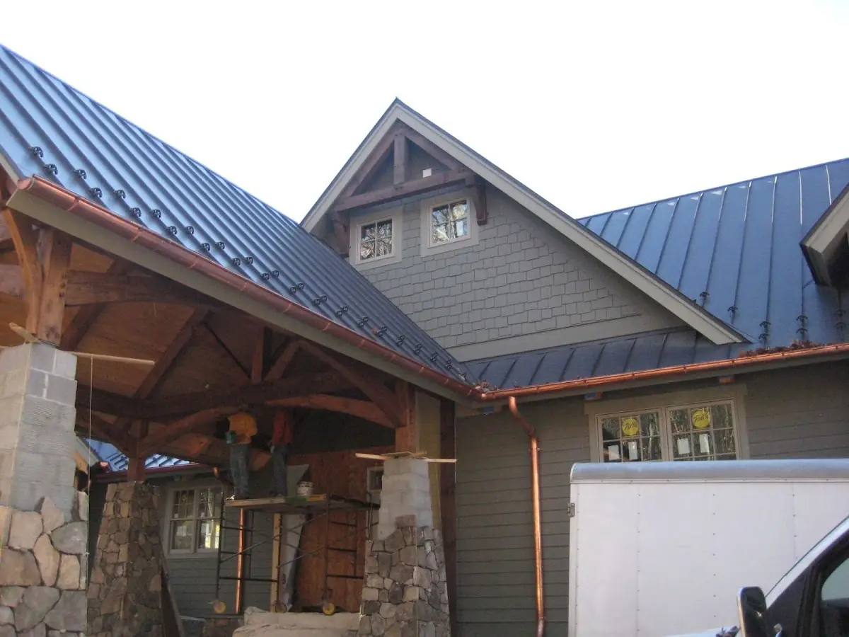 Craftsman Roofing team delivering quality roofing work in Levittown